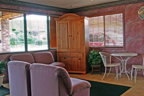 Village Inn Of Hardy מראה חיצוני תמונה